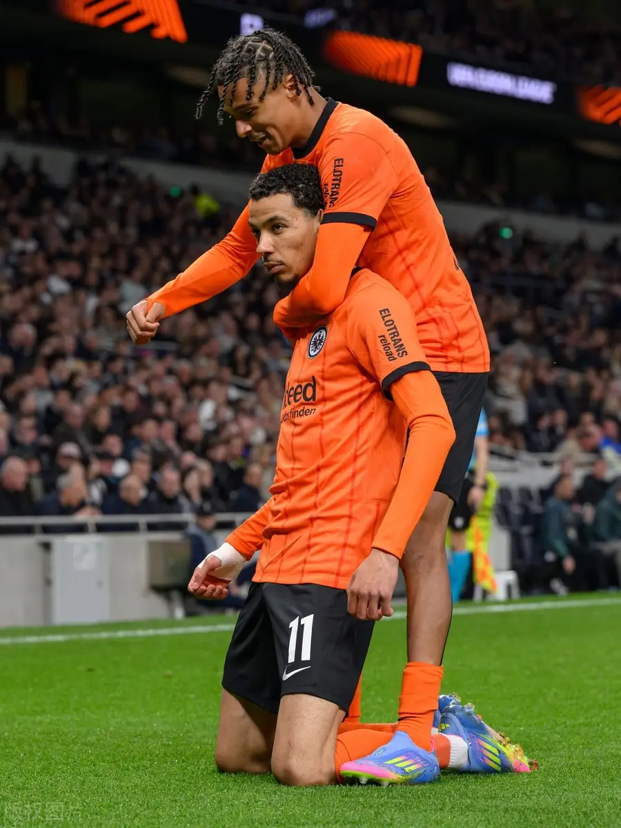 关于布莱顿迎欧联关键赛，转会期单刀错失，话题不断，球队文化再被提及的信息